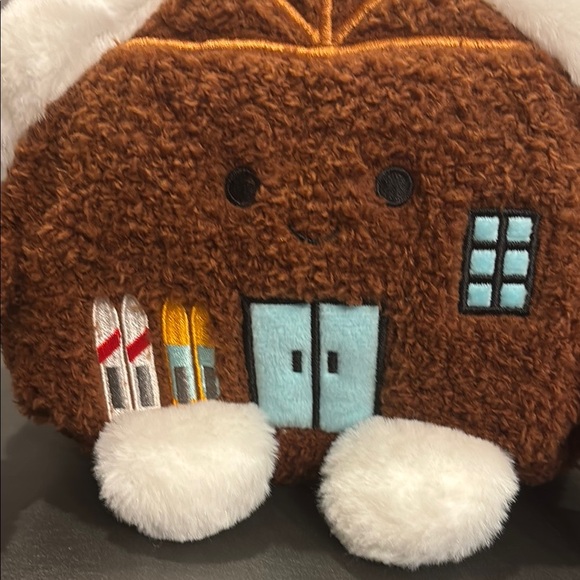 Bum Bunz Chrissy Snowy Cabin Plush NEW - Picture 2 of 6